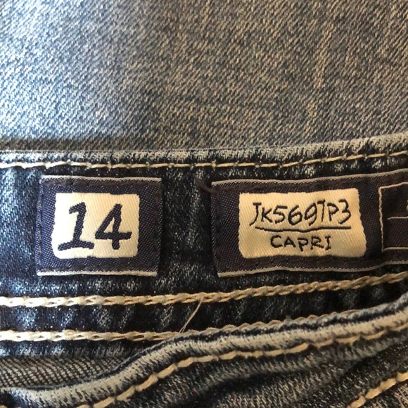 Capri - Picture 4 of 5